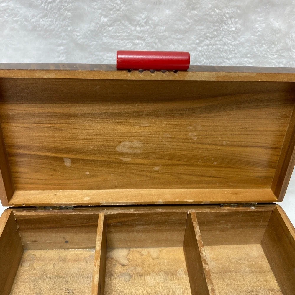 Vintage Bakelite Red Handle Wood Grain Jewelry Trinket Box Art‎ Deco Storage